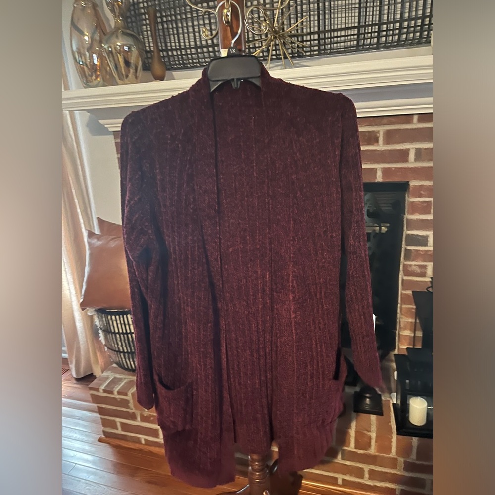 Matty M Long Cardigan Sweater! Size:XL Color:Deep Burgundy with Pockets! NWT